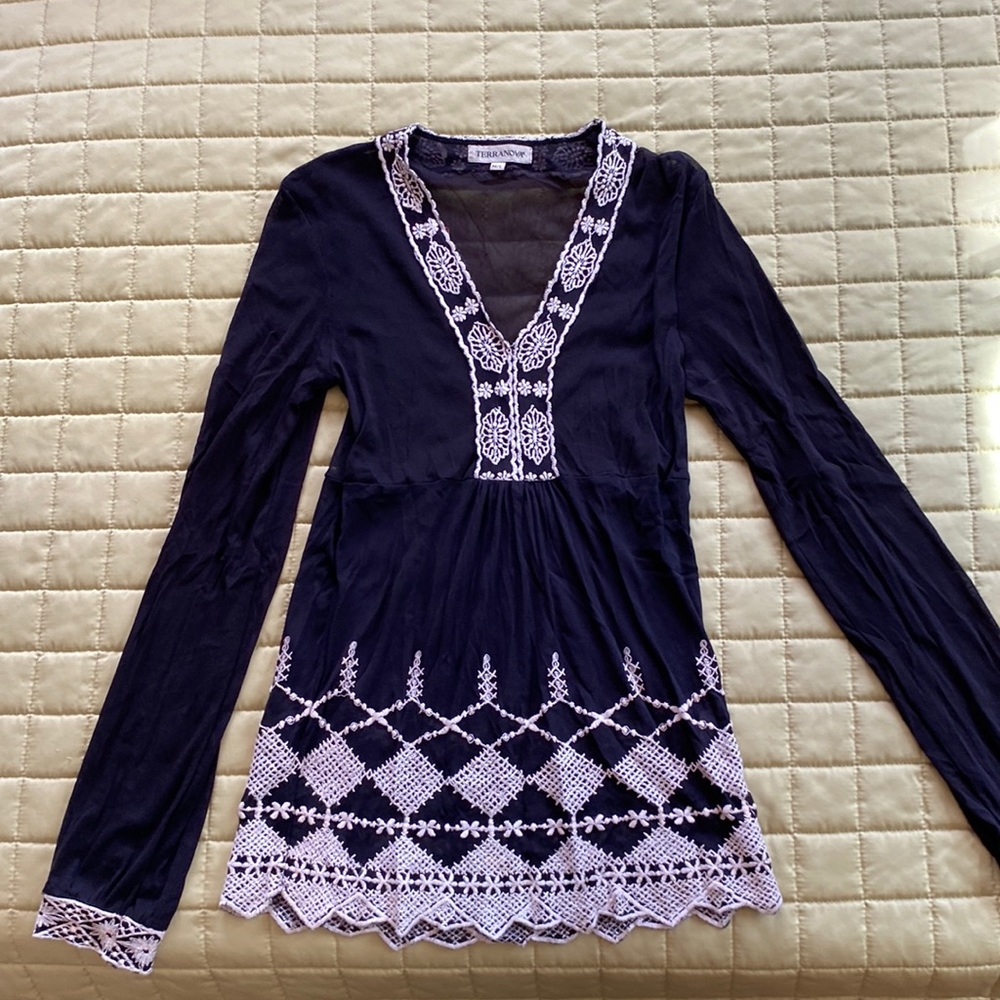 Nice blouse TERRANOVA brand , size M